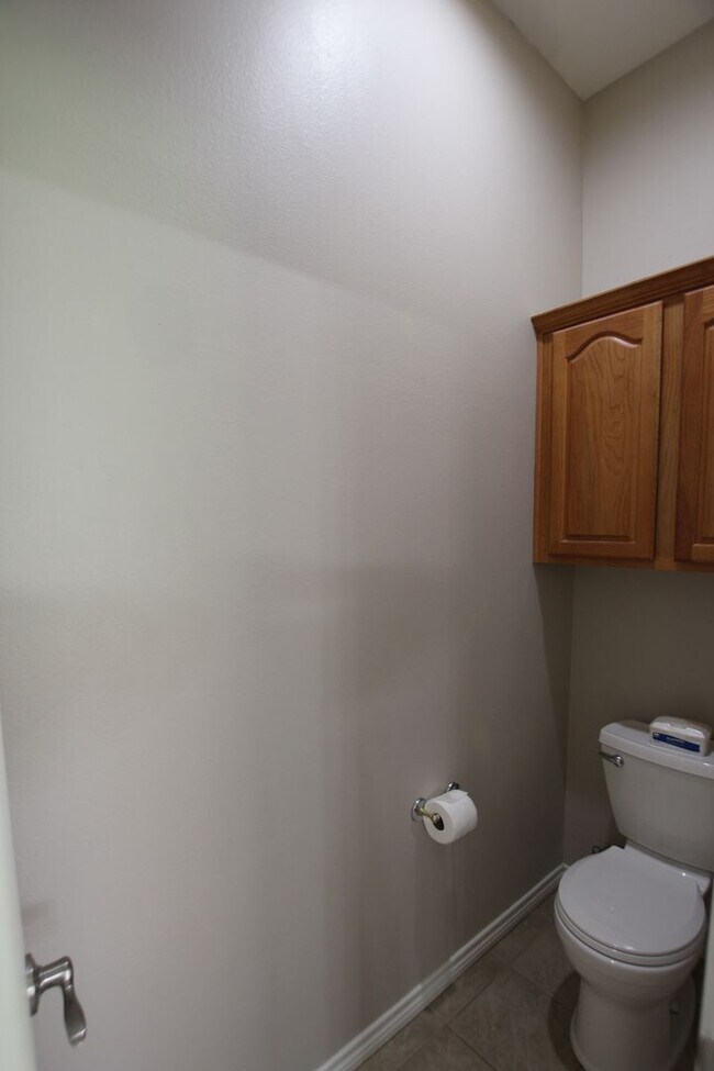 Building Photo - Coming Soon: 3 bedroom 2 bathroom home in Tyler!