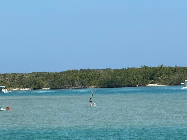 Building Photo - 200 Intracoastal Pl