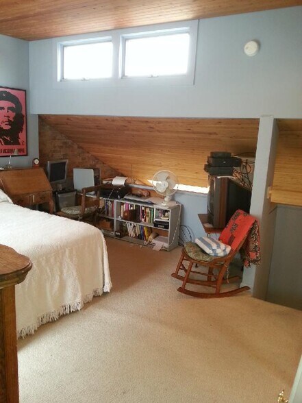 *Pictures are representative samples of the advertised unit. In some cases, the actual units you tou - 11 Worthington St