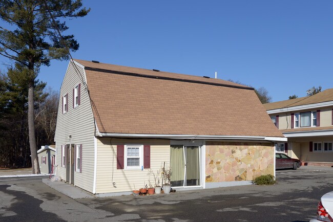 Building Photo - Douglas Plaza Apartments