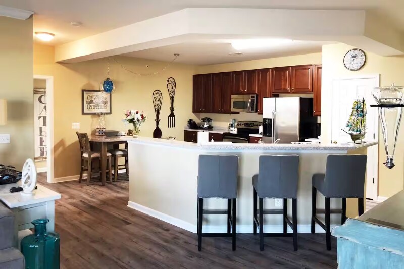 Building Photo - 700 Cattail Cv