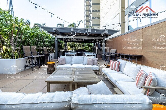 Building Photo - Furnished or unfurnished  1 Bed / 1 Bath Condo. 1 parking. Pacifica Honolulu KAKAAKO