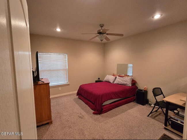 Building Photo - 3713 Star Beach Ln