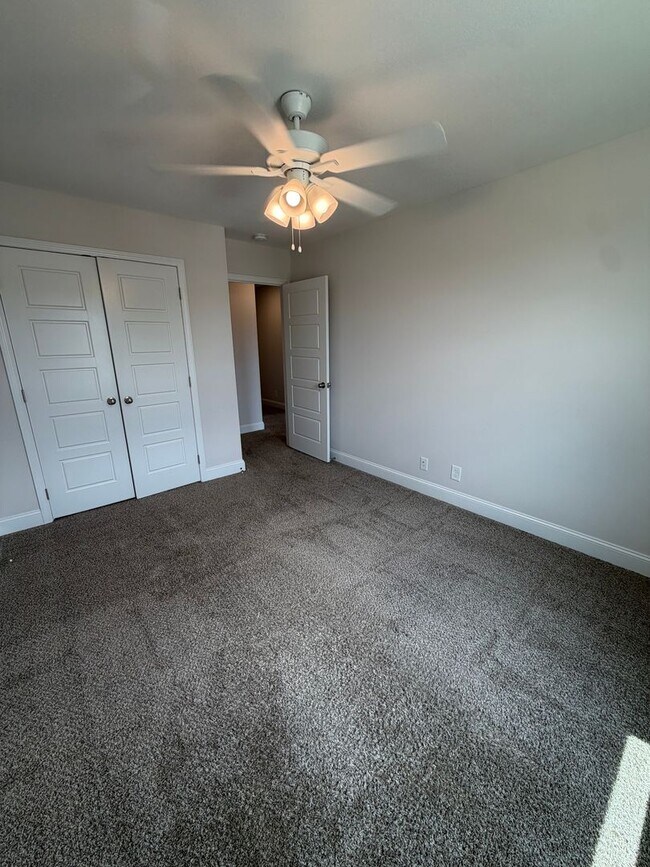 Building Photo - 2636 Rafiki Dr