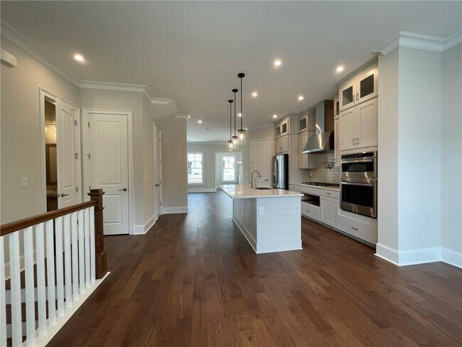 Building Photo - 888 Mayfield Rd