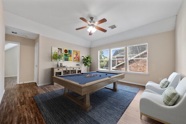 Building Photo - 17102 Mountain Crest Dr