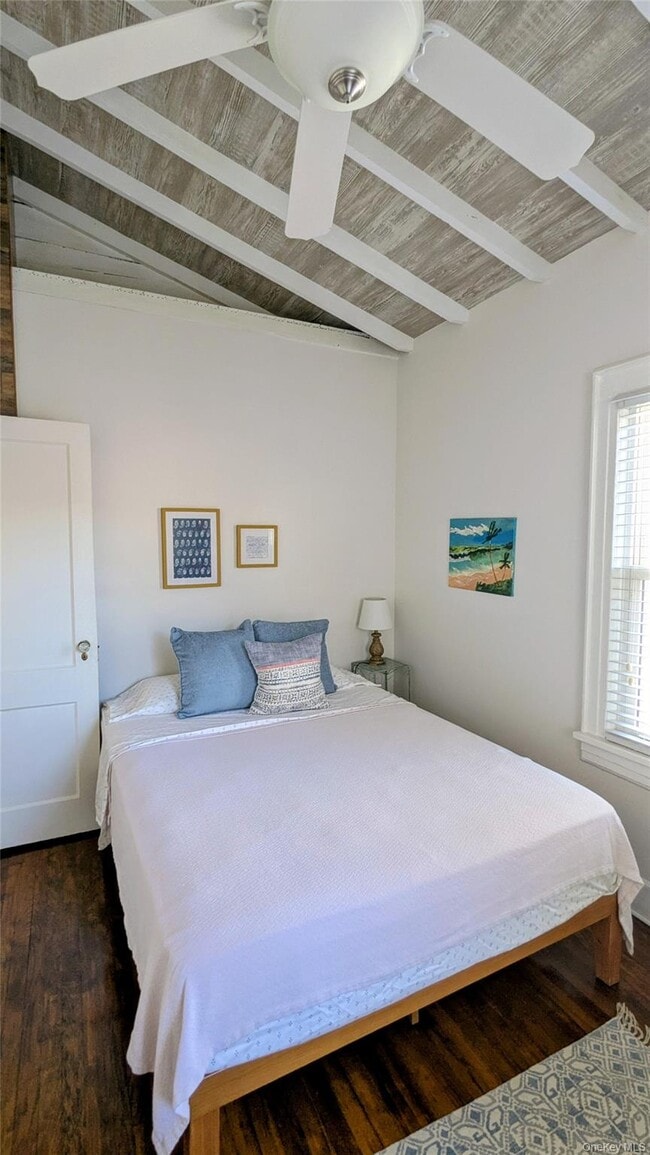 Building Photo - 28 E Walnut St