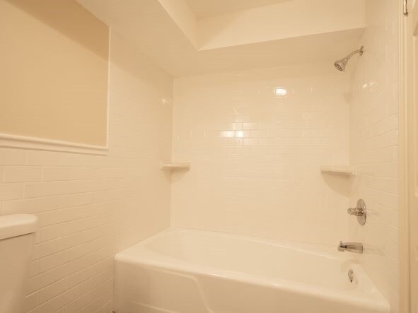 Building Photo - 629 E Meyer Blvd