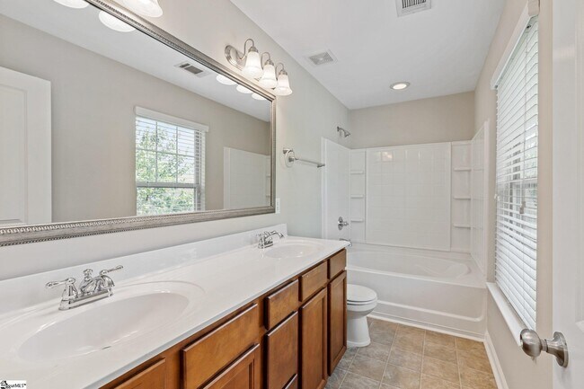 Building Photo - 313 Rivers Edge Cir