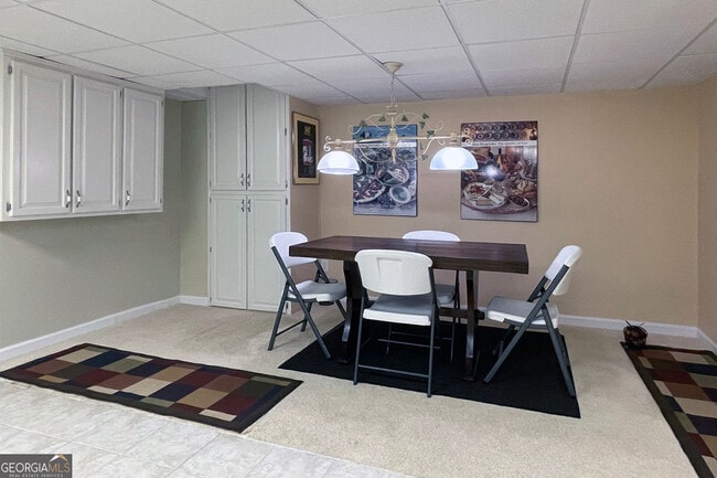 Building Photo - 3550 River Trace Dr