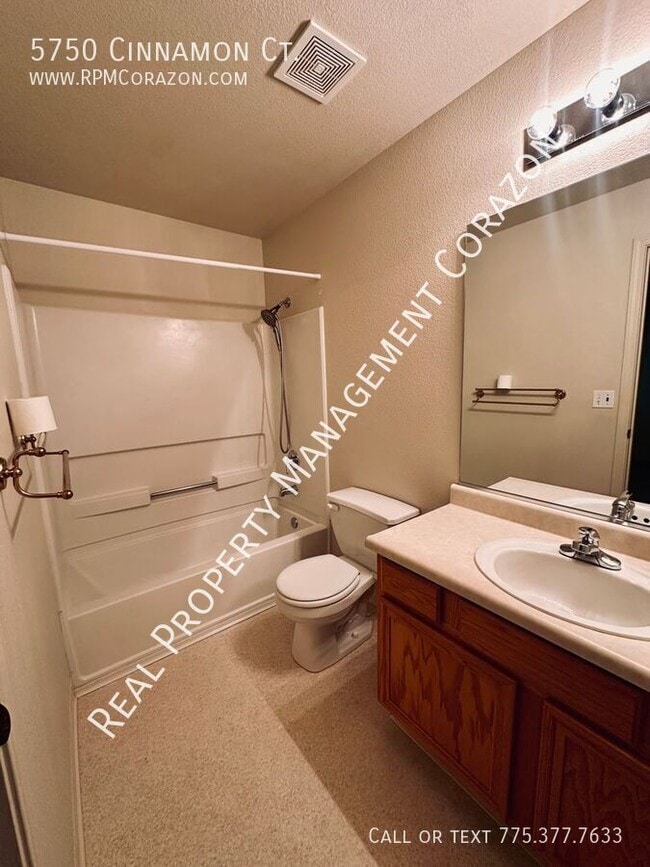 Building Photo - 5750 Cinnamon Ct