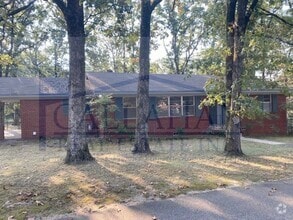 Building Photo - Lakewood 3 bedroom Home