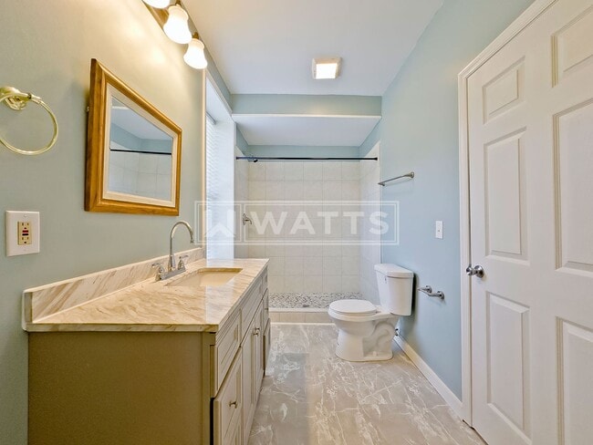 Building Photo - 1022 28th Pl S