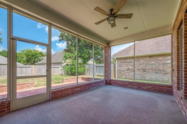 Building Photo - 7206 Spring Meadow Ln