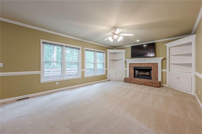 Building Photo - 461 Braidwood Walk NW