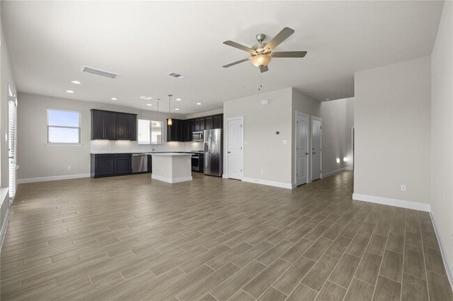Building Photo - 15802 Celosia St