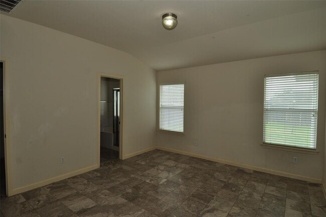 Building Photo - 1409 Tea Leaf Dr