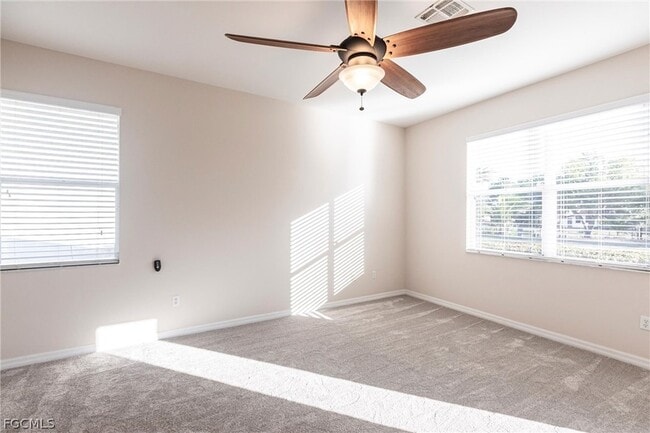 Building Photo - 9282 Palm Island Cir