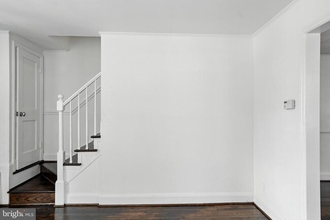 Building Photo - 4 N Belle Grove Rd