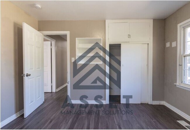 Building Photo - 4 Bedroom Available for Lease & Rent to Own!