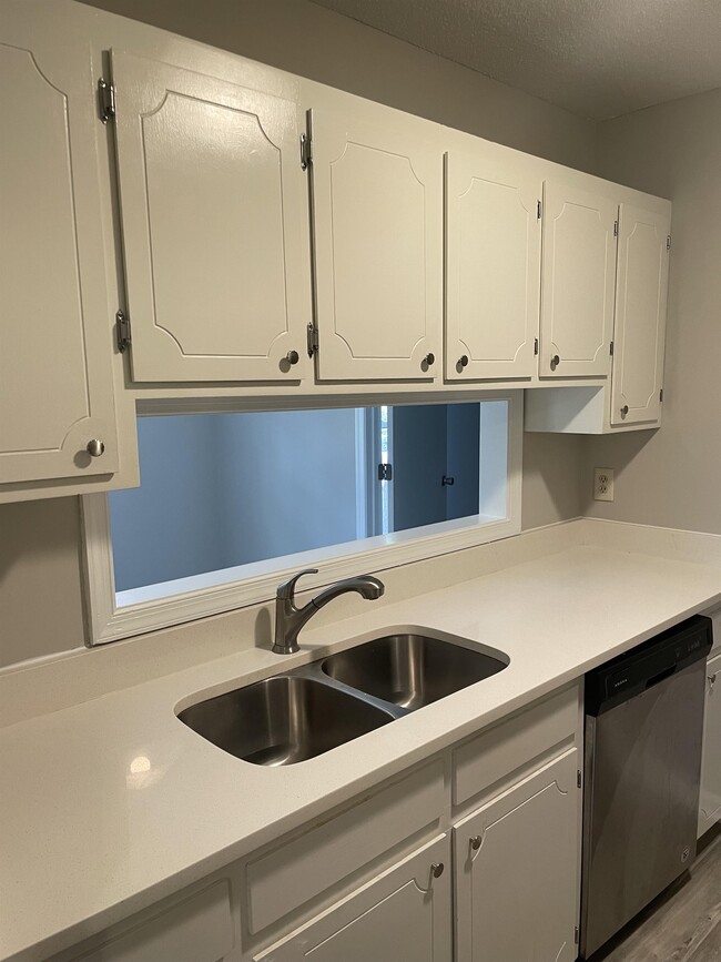 Building Photo - 3561 Mill Run