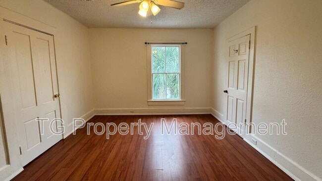 Building Photo - 32 Sanford St