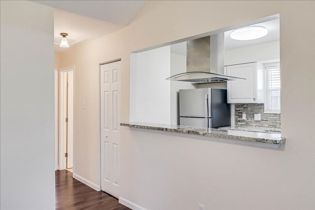 Building Photo - 7314 Ottawa Cir