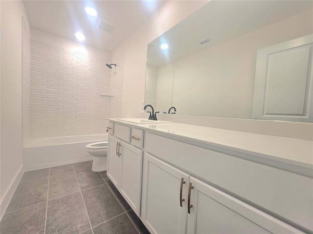 Building Photo - 3132 Lenten Rose Ln