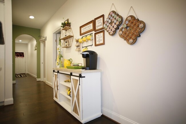 Building Photo - 1313 Emerald View Ct