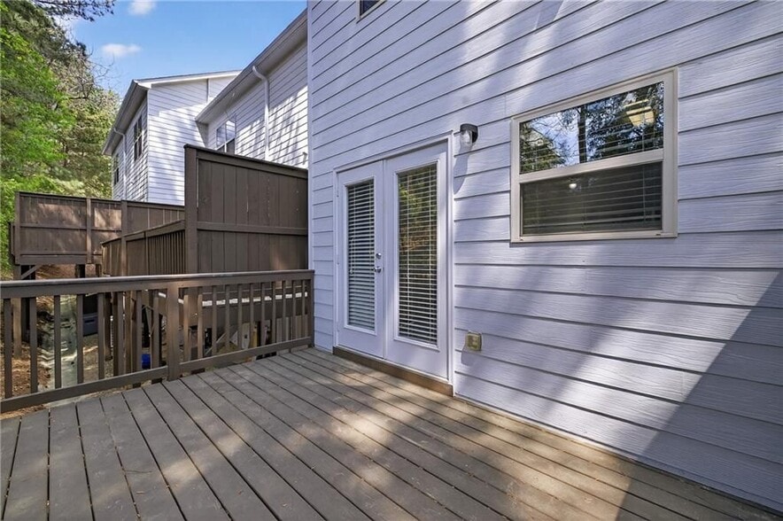 Building Photo - 1805 Liberty Pkwy NW