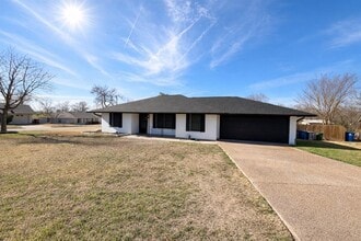 Building Photo - 4500 Woodmoor Cir