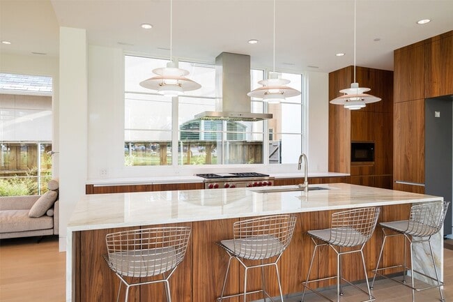 Building Photo - 5048 Airline Rd