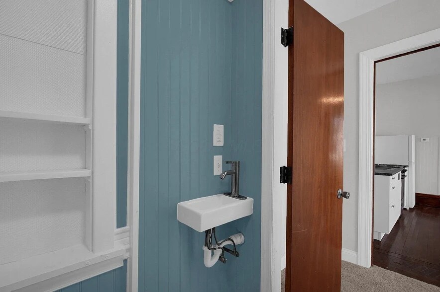 Building Photo - 193 Central Ave