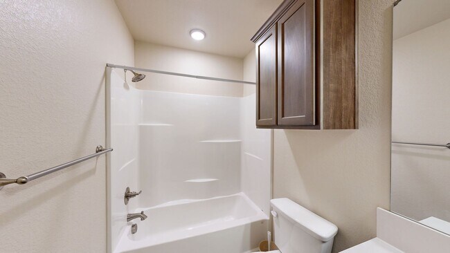 Building Photo - 2 WEEKS FREE RENT IN A GORGEOUS DUPLEX IN COPPERAS COVE!