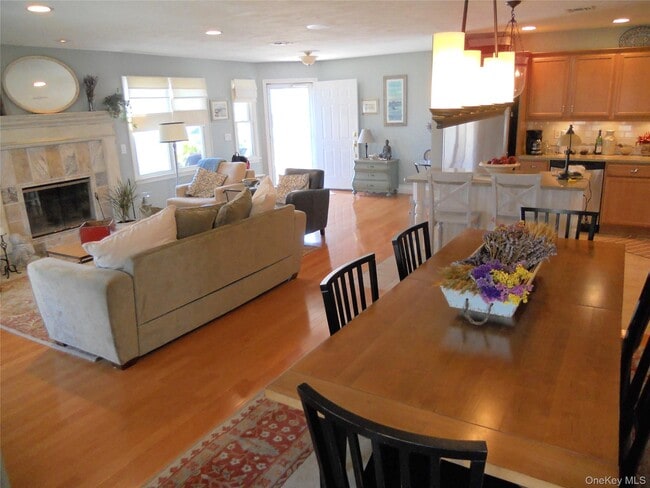 Building Photo - 601 Willow Pond Dr