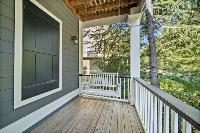 Building Photo - 521 Wooded Mountain Trail