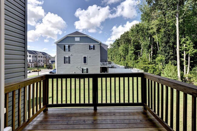 Building Photo - 105 Big Wds Dr