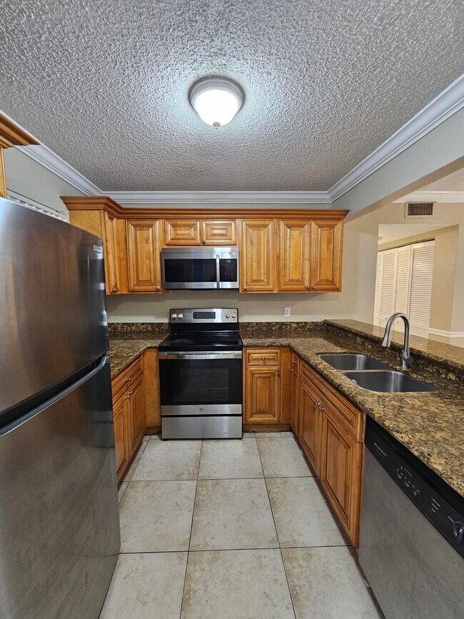 Building Photo - 1681 Balfour Point Dr