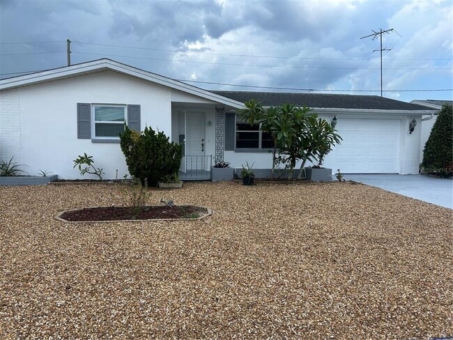Primary Photo - 5724 Mosaic Dr