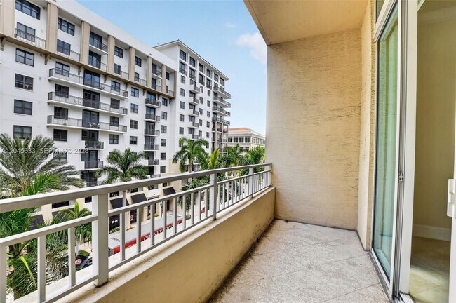 Building Photo - 99 SE Mizner Blvd