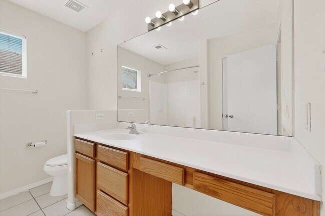 Building Photo - Charming 3-Bedroom Home in Northern Meadows – Spacious & Move-In Ready