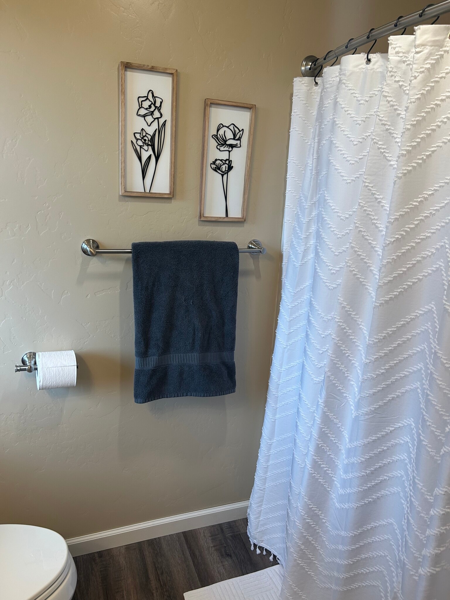 Building Photo - 304 Ponderosa Ct