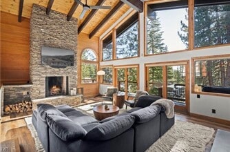 Building Photo - Mountain Modern Retreat