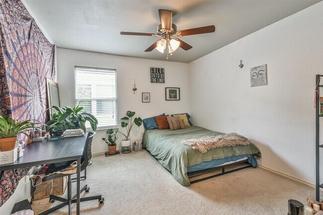 Building Photo - 17118 Kobuk Valley Cir