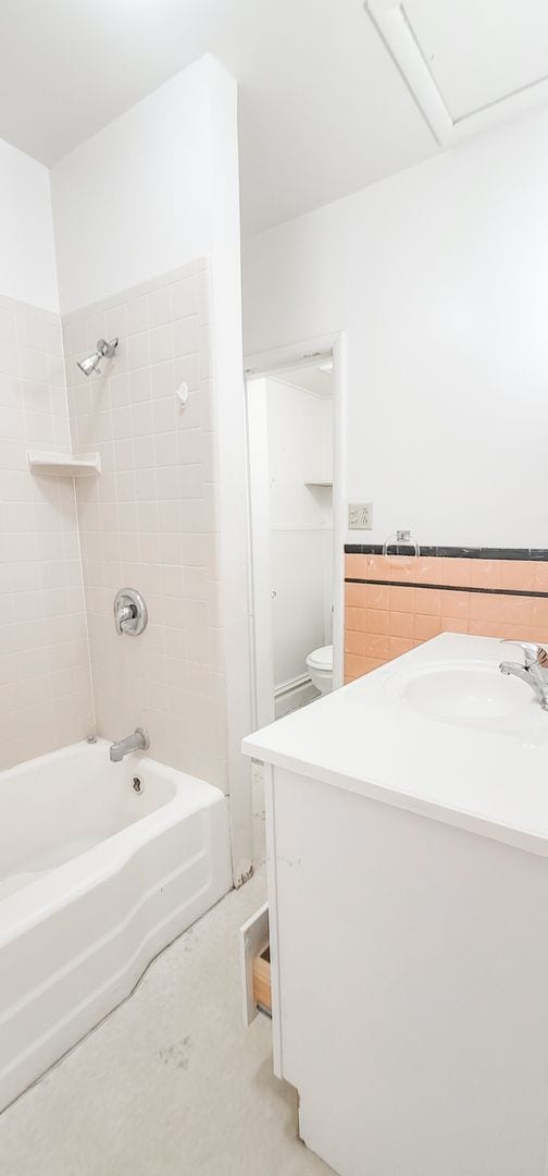 Building Photo - Bountiful City Office Space or residential