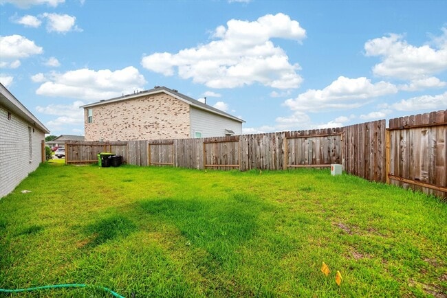 Building Photo - 444 Texas Pecan Dr
