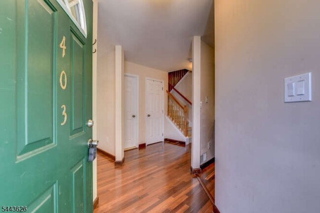 Building Photo - 403 Taggert Dr