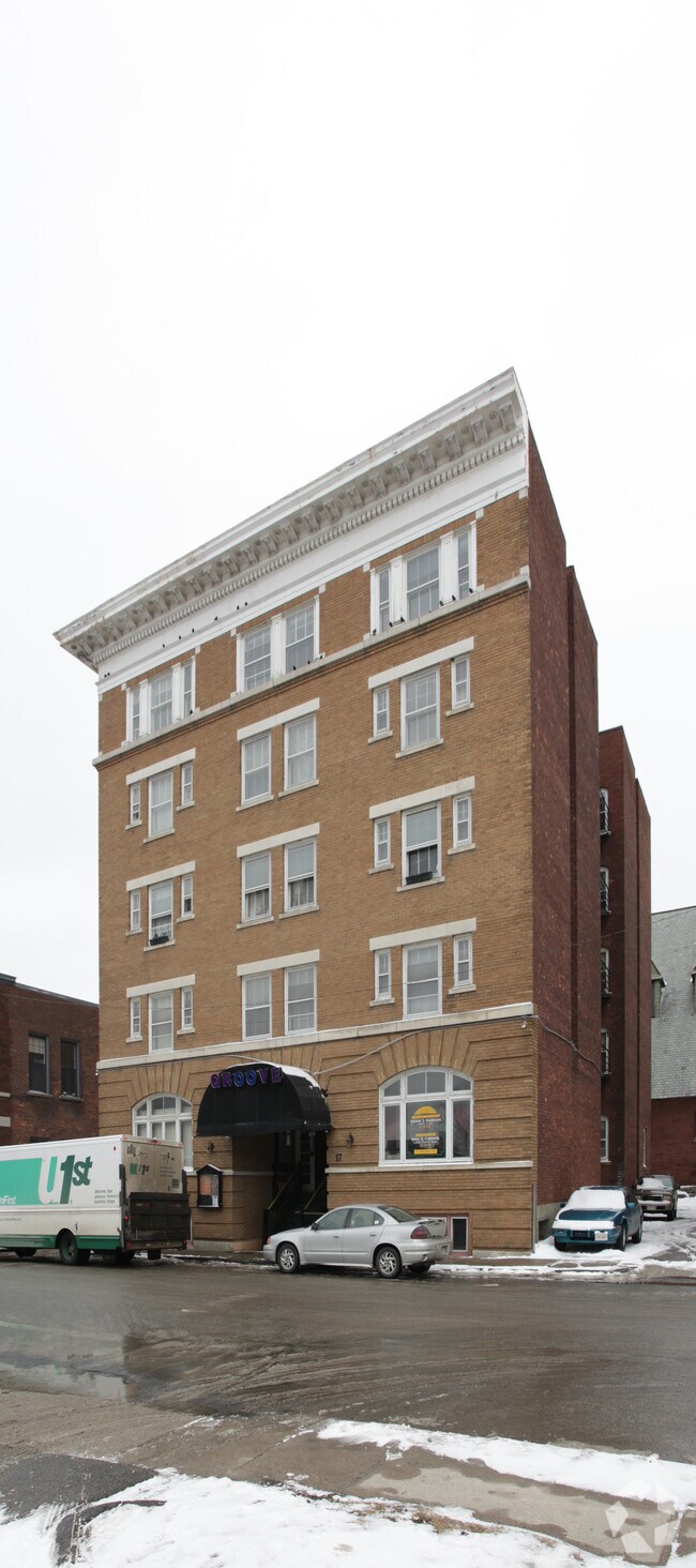 Building Photo - 17 Wendell Ave Ext