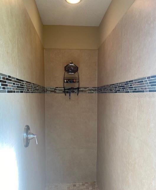 Building Photo - 1736 Mova St