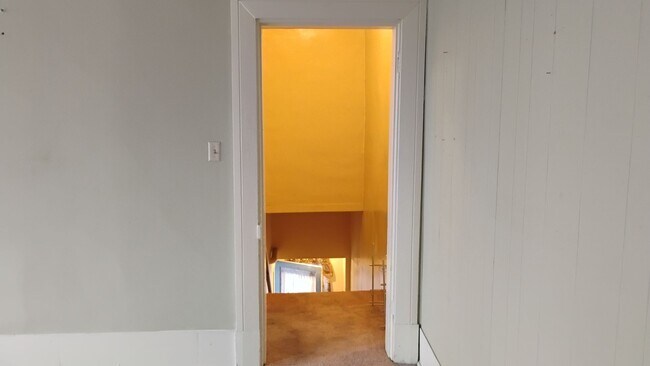 Building Photo - 26 E Mechanic St